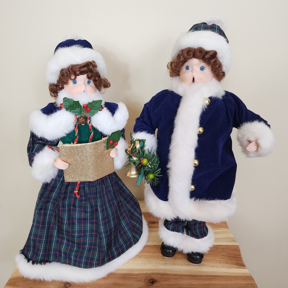 Blue Velvet Velour Plaid Boy and Girl Christmas Carolers Set Christmas Decor